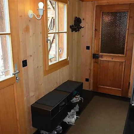 Saanenmoser Sleeps 6 Wifi شقة