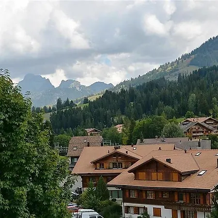 Saanenmoser Sleeps 6 Wifi *