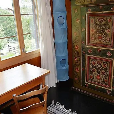 Saanenmoser Sleeps 6 Wifi * Hornkessel